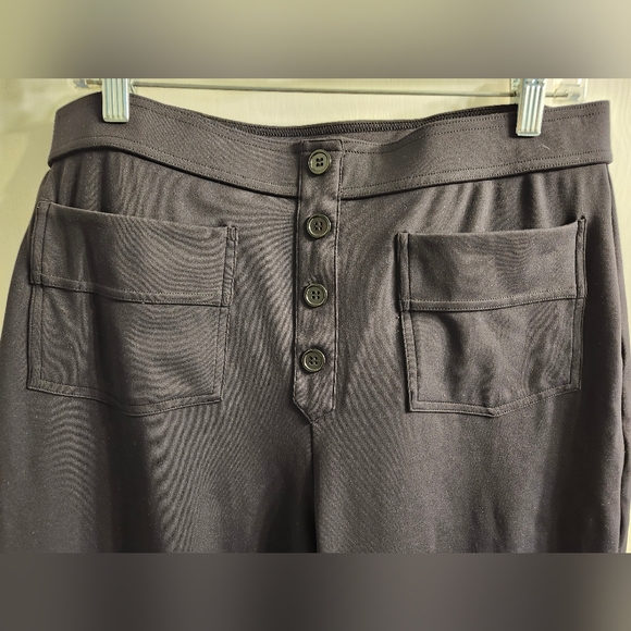 Woman's wide leg dress pants - Picture 3 of 4